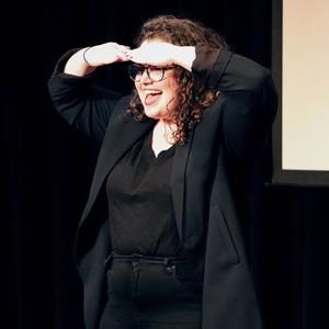 Meet your Posher, Emily